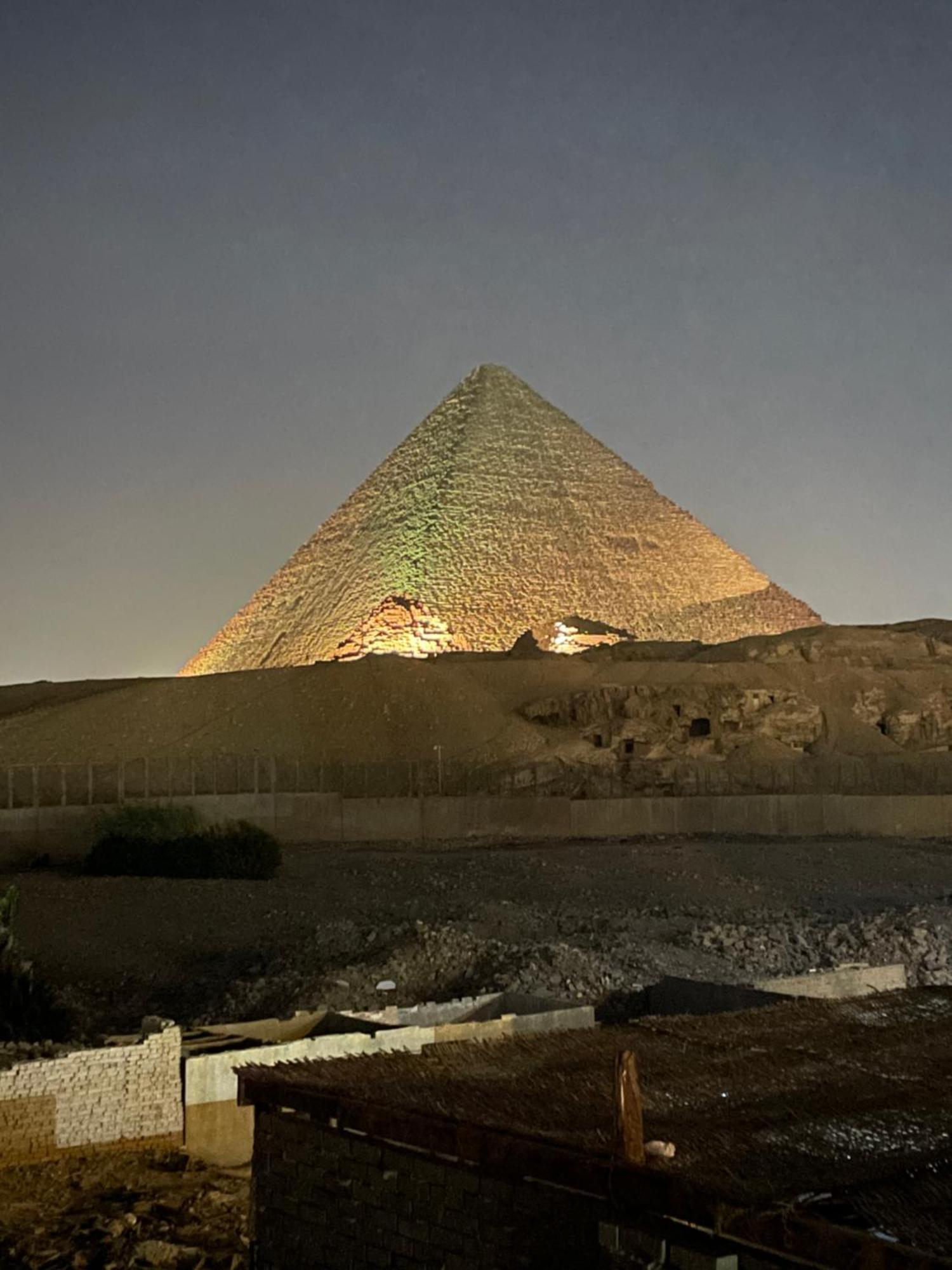 Golden Scarab Pyramids Hotel Kafret el-Gabal エクステリア 写真